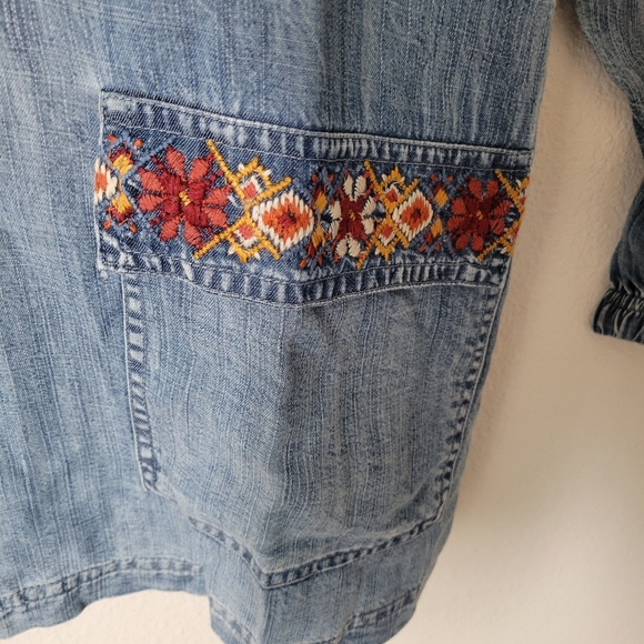 ANTHROPOLOGIE KYLA SEO Chambray Hooded Pull Over - Picture 3 of 7